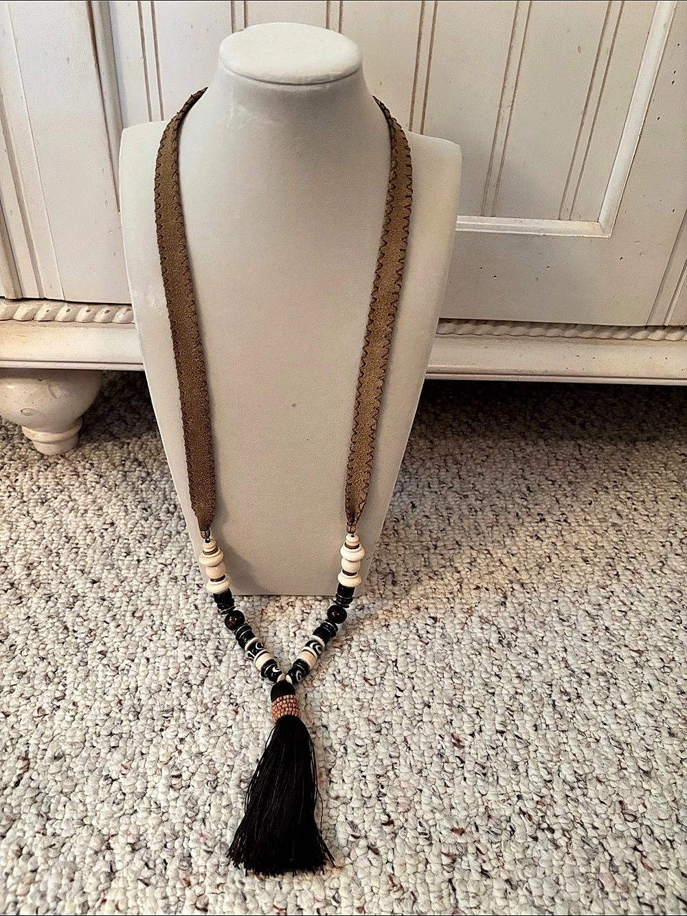 Beaded Tassel Necklace in Brown & Black Like New
